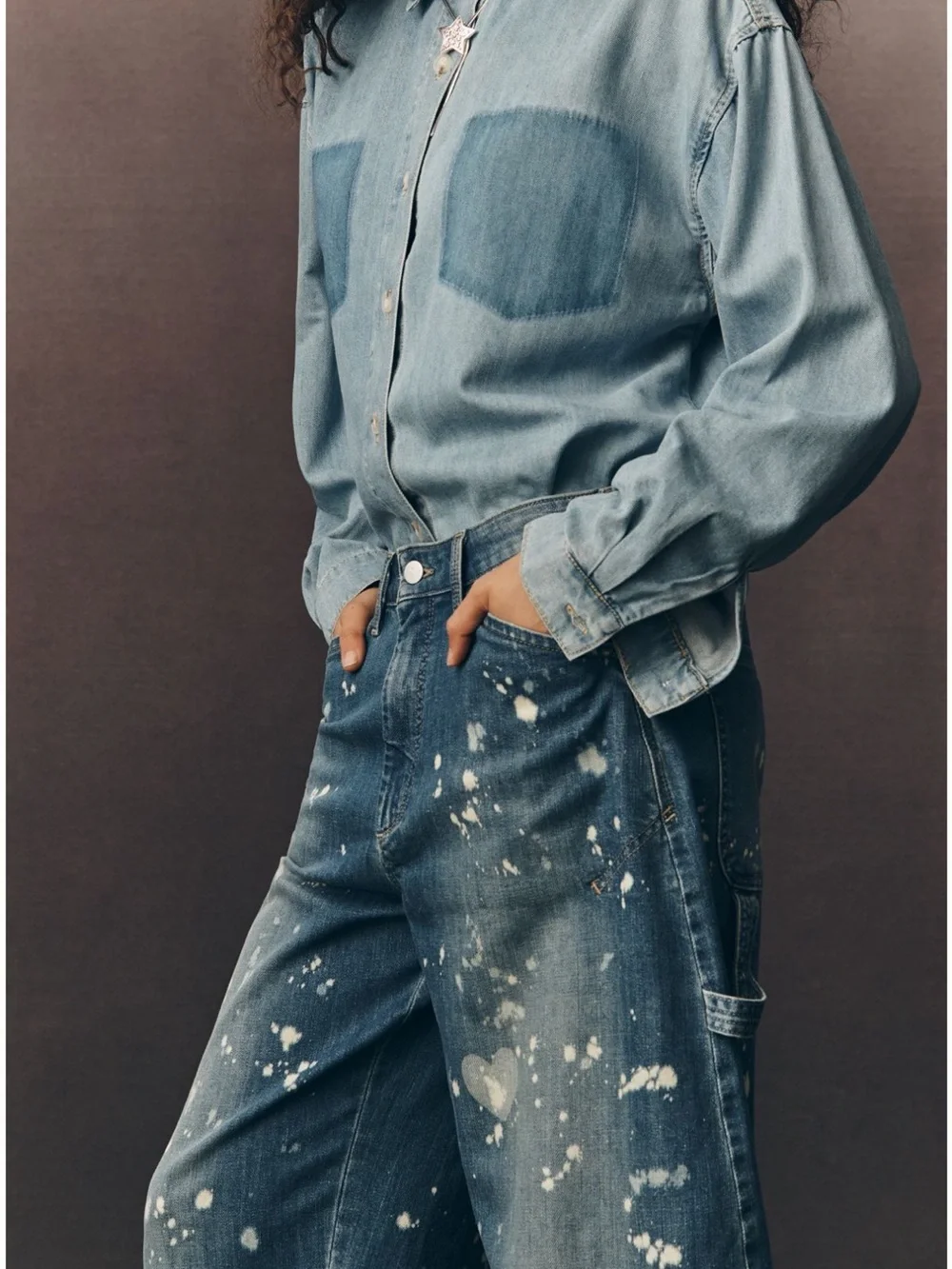 Pilcro Kayden High-Rise Carpenter 
Barrel Jean - Picture 4 of 7